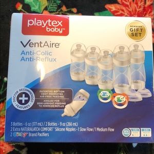 Platted baby bottle set